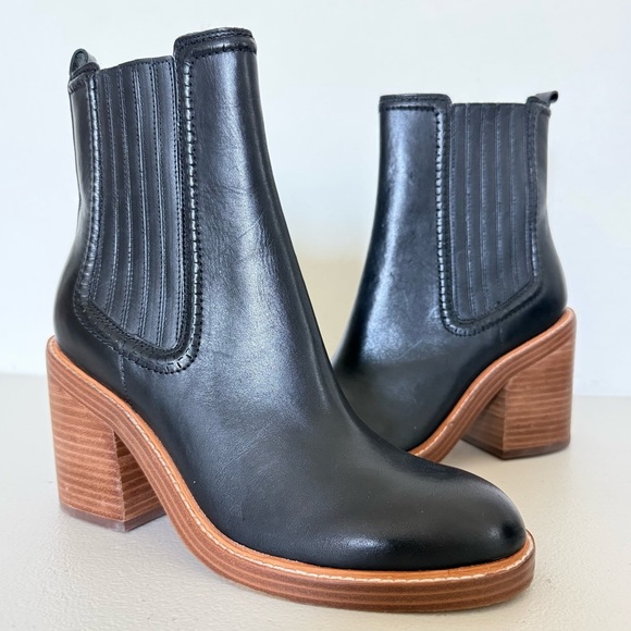 NEW MARC FISHER Halidia Black Leather Block Heel Tailored Bootie Size 9.5